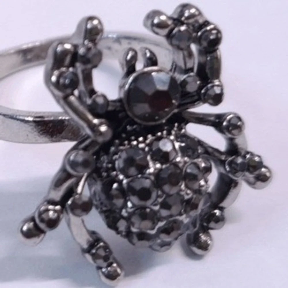 New Spider Ring 7.75 Marcasite Black Rhinestone 3D Silvertone Statement Bug Gift